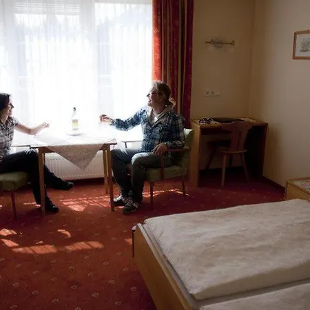 Guest house Hotel Pension Fichtenheim Ramsau am Dachstein