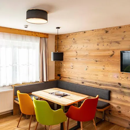 Hotel Pension Fichtenheim Guest house Ramsau am Dachstein