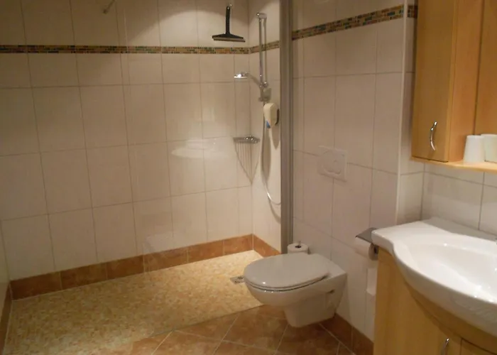 Hotel Pension Fichtenheim 3*