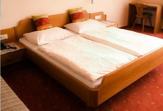 Guest house Hotel Pension Fichtenheim Ramsau am Dachstein